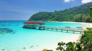 Malah, pulau ini adalah mempunyai 75 peratus spesies karang dan hampir 1,300 tidak dinafikan, pulau perhentian pernah dinobatkan sebagai 100 pulau tercantik dunia. 10 Pantai Tercantik Di Malaysia Tsem Rinpoche