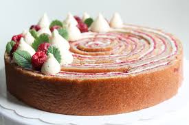 Nbsp Hello Je Reviens Avec Une Nouvelle Recette Le Roll Cake Vanille Framboise Mon Gateau D Rsquo An Le Meilleur Patissier Recette Framboise Gateau Fraise