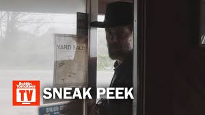 A los angeles, madison clark, una consulente scolastica e madre single di nick e alicia, e travis manawa, insegnante nello stesso liceo, divorziato e padre di chris, di cui condivide la custodia con l'ex titolo originale: Fear The Walking Dead S06 E08 Sneak Peek You Want Trouble Rotten Tomatoes Tv Youtube