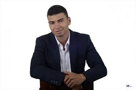 Encuentra las últimas noticias sobre luis alberto posada en canalrcn.com. Accidente Carreteras Cantante Junior Posada Sufrio Accidente En Argelia Cauca Regiones W Radio Colombia