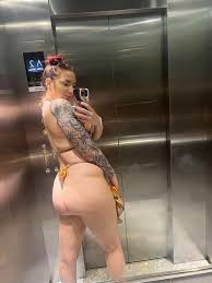 TW Pornstars - 1 pic. Mommy Long Legs. Twitter. This is the glow up of the  century and whats insane is. 10:28 PM - 14 Mar 2023