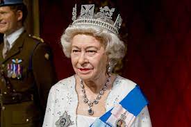 Elizabeth ii), полное имя — елизаве́та алекса́ндра мари́я (англ. Elizaveta Ii Vpervye V Istorii Rasskazala O Koronacii Vokrug Sveta