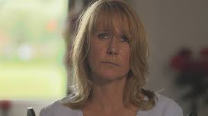 Shamed doc at centre of probe into hundreds of botched surgeries is back as  'poster boy' and still operating