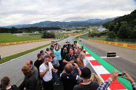 Néhány órával a futamot követően vettelt kizárták, amiért túl kevés üzemanyag maradt az autójában a futam végére. 2021 Austrian Grand Prix Travel Guide