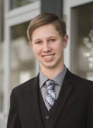 Lincoln High names top eight graduates