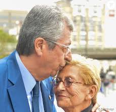Le procès s'ouvre le 13 mai 2019 et patrick et isabelle balkany sont condamnés le 4 mars 2020 en appel, à une peine de quatre ans de prison dont une avec sursis pour patrick balkany, et trois ans de prison ferme pour isabelle balkany, sans mandat de dépôt, assortis pour tous les deux de dix ans d'inéligibilité 83. Patrick Et Isabelle Balkany Prison Ferme Confirmee En Appel Purepeople