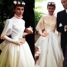 Audrey Hepburn Wedding Dress 1950s Wedding Dress Vintage Etsy In 2020 Audrey Hepburn Wedding Dress Audrey Hepburn Wedding Vintage Wedding Dress 1950s
