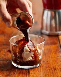 This 3 Ingredient Italian Dessert Is A Must Make For Coffee Lovers Recipe Desserts Coffee Recipes Affogato