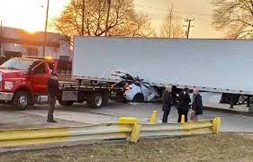 Shocking footage captured the moment a tesla model 3 car crashed into an overturned truck on a busy highway in taiwan.according to the driver of the tesla. Tesla Crushed Underneath Semi In Southwest Detroit Crash