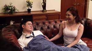 Saya akan menikah ketika istri bos saya merayu saya dan membuat saya cum  beberapa kali.... | xHamster