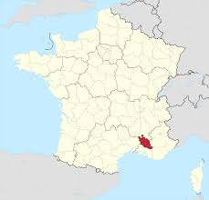 The boundaries of the vaucluse are defined by the valley of the rhone in the west, which provides irrigation for this land of fruit vegetables and reputed vinyards. Departement Vaucluse Wikipedia