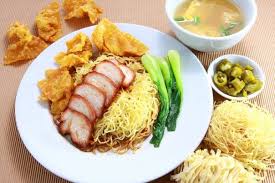 The dry form is served in soy sauce and sesame oil, and topped with barbecued pork and vegetable. Da Jie Famous Wanton Noodle Official Home Singapore Menu Prices Restaurant Reviews Facebook
