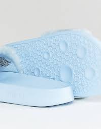 Créez une alerte pour recevoir par mail les nouveautés de la marque ! Puma Fenty Mules Avec Fausse Fourrure Asos