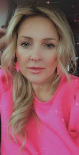 One24 Hot Pink Duster and Feather Earrings Review