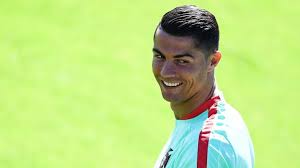 Cristiano ronaldo, 36, portekiz juventus, 2018'den beri santrafor piyasa değeri: Cristiano Ronaldo Beim Ballon D Or Zum Weltfussballer Gewahlt B Z Berlin