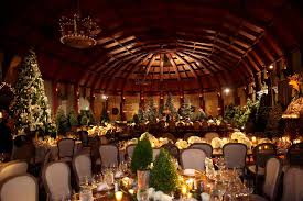 Decorating ideas for a winter wedding and reception. Festive Decor For Weddings With A Holiday Or Christmas Theme