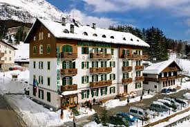 Cortina is the most famous, fashionable and expensive italian ski resort. Hotel Serena Cortina DÊ¼ampezzo Updated 2021 Prices