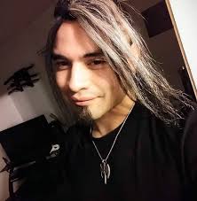 looking for anime stores and anime themed restraunts/bars in the KC area?