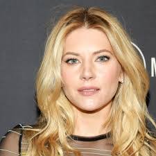 Laurie Chambers's Instagram, Twitter & Facebook