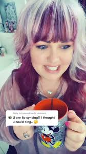 Creative Lip Syncing Video with Colorful Hair