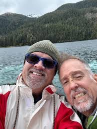 David Bendixen's Instagram, Twitter & Facebook