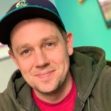 Ryan Bloomfield's Instagram, Twitter & Facebook