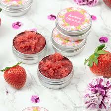 Three tablespoons of coconut oil of course, along with ¾ cup of white sugar and approximately 20 drops of sweet orange essential oil. Easy Strawberry Diy Lip Scrub With Coconut Oil For Smooth Healthy Lips