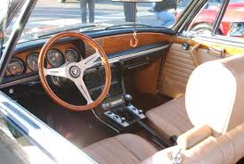 Bmw 3 0csi Digitaldtour Bmw Classic Cars Bmw E9 Bmw