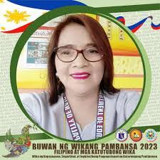 Ellen Giron's Instagram, Twitter & Facebook