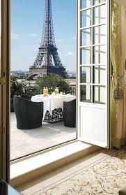 Rofftop Dining With Eiffel Tower View Shangri La Hotel Paris Vossy Com Shangri La Hotel Paris Hotels Stunning Hotels