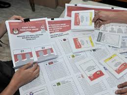 Bagian pertama yang dicantumkan adalah nama surat tersebut. Kpu Laporkan Hoaks 7 Kontainer Surat Suara Dicoblos Tak Sebut Nama News Liputan6 Com