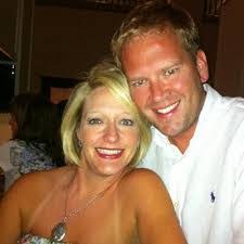 Angela Hammett's Instagram, Twitter & Facebook