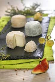 Crottin De Chavignol Crottin De Chavignol Fromage Au Lait Cru Accords Mets Et Vins