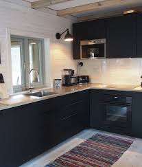 Svart Kok Ikea Kungsbacka Bankskiva I Kalksten Kok Ikea Inspiration Koksdesign Koksinredning