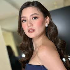 Ernesto Potes's Instagram, Twitter & Facebook