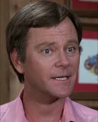 Aunt Clara Creates A UFO