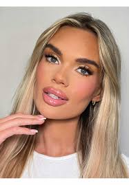 Tammy Hembrow Walk over Pool at Wedding