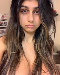 Mia khalifa hey ladies, jameis winston's not sexist. Pin Em Nada