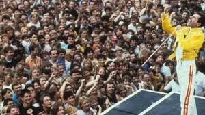 Скачивай и слушай queen love of my life live at wembley 1986 и seal who wants to live forever queen live at wembley a tribute to freddie mercury 1992 на zvooq.online! Weil Marillion Absagen Macht Queen Das Dutzend Voll Swr1