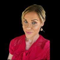 Sarah Vang's Instagram, Twitter & Facebook