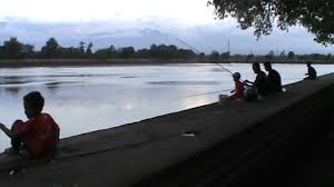 Pin Di Indonesian Culture