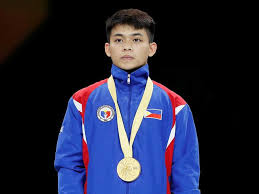 23 de julho de 2021. Carlos Edriel Yulo Claims Philippines First Ever Gold At The Fig Artistic Gymnastics World Championships Sport Gulf News