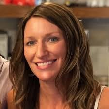 Beth Voss's Instagram, Twitter & Facebook