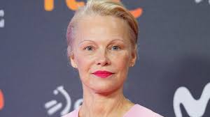 Pamela Anderson Déteste Son Caméo! Le Film Alerte à Malibu Flop? - Imagen principal del artículo