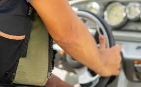 5 Basic Boat Handling Tips Every Boater Should Know - BOATsmart! Blog