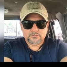 Lester Barrera's Instagram, Twitter & Facebook