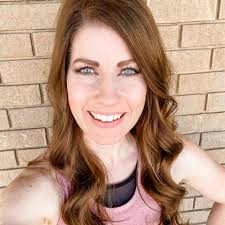 Megan Mickle's Instagram, Twitter & Facebook