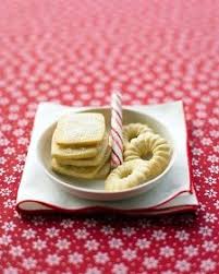 Combine 1 cup confectioner's sugar, 2 tbsp. Paula Deen Spritz Cookies