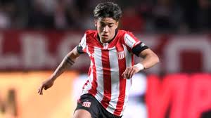 Darío ariel sarmiento (born 29 march 2003) is an argentine professional footballer who plays as a winger for estudiantes. Who Is Dario Sarmiento Man City S New Mini Messi Star Kick Daddy