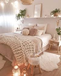 How To Decorate Your Blank Walls 17 Inspirational Chic Ideas Ecemella Room Inspiration Bedroom Cozy Room Decor Room Decor Bedroom
